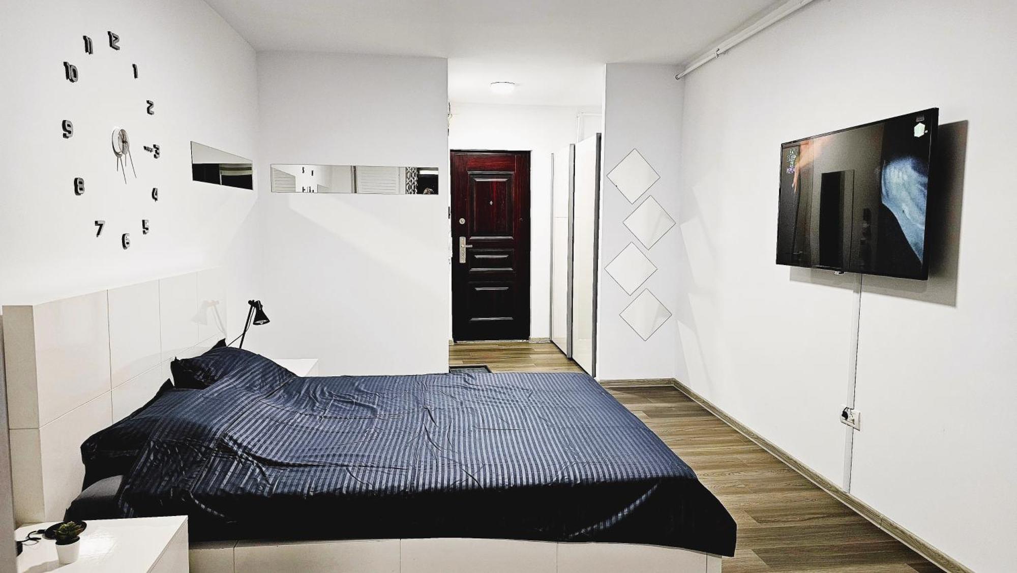 Spoil Yourself With Style, Comfort And Luxury - Tony'S Studios Luxury Pitesti Exterior photo